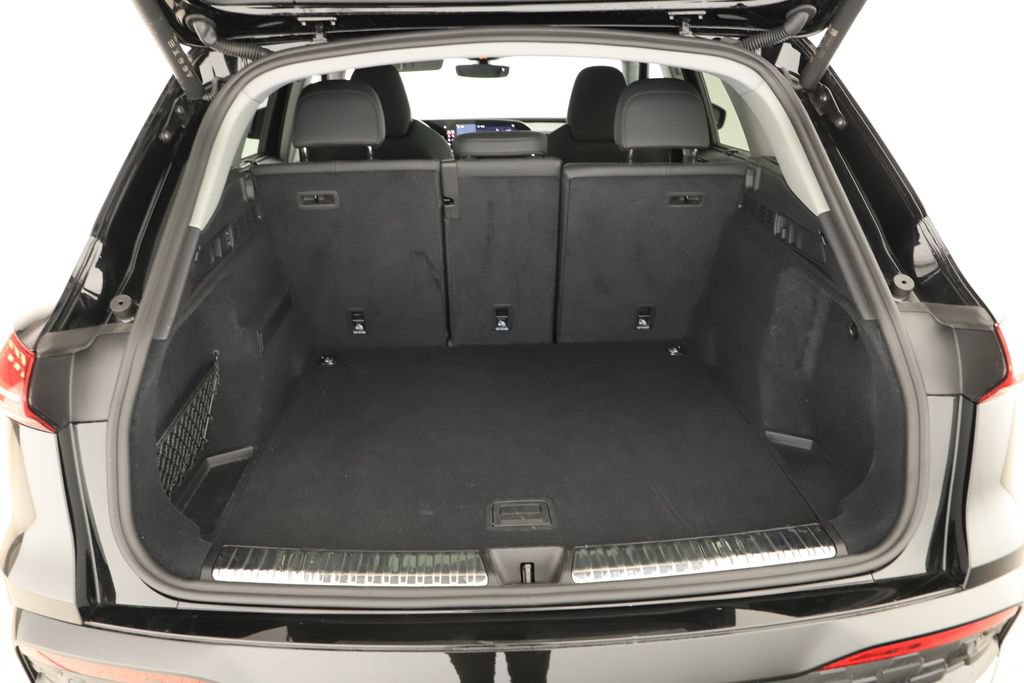 Certified 2025 Audi Q5 Prestige AWD/4WD image 30