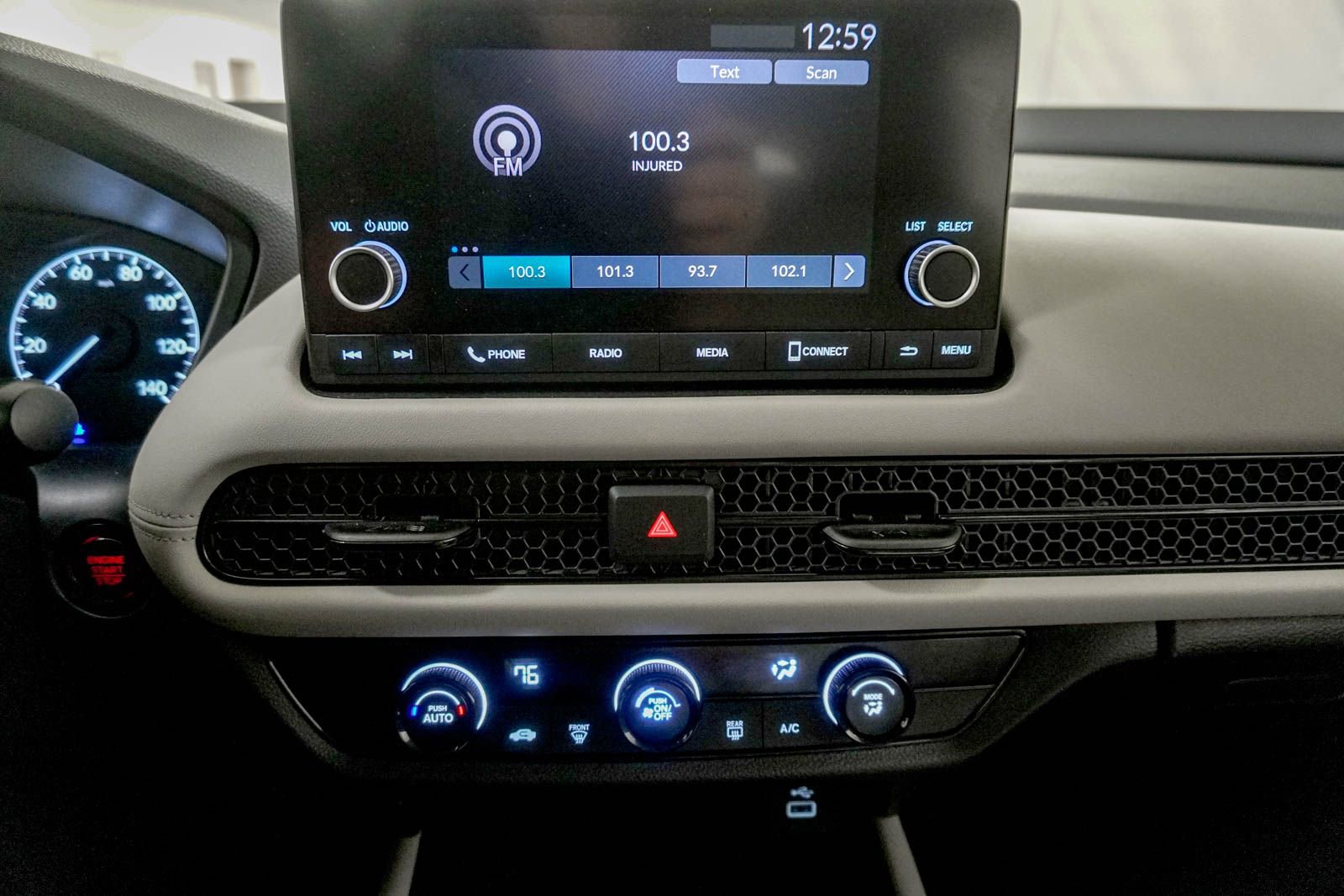 Certified 2024 Honda HR-V LX image 23