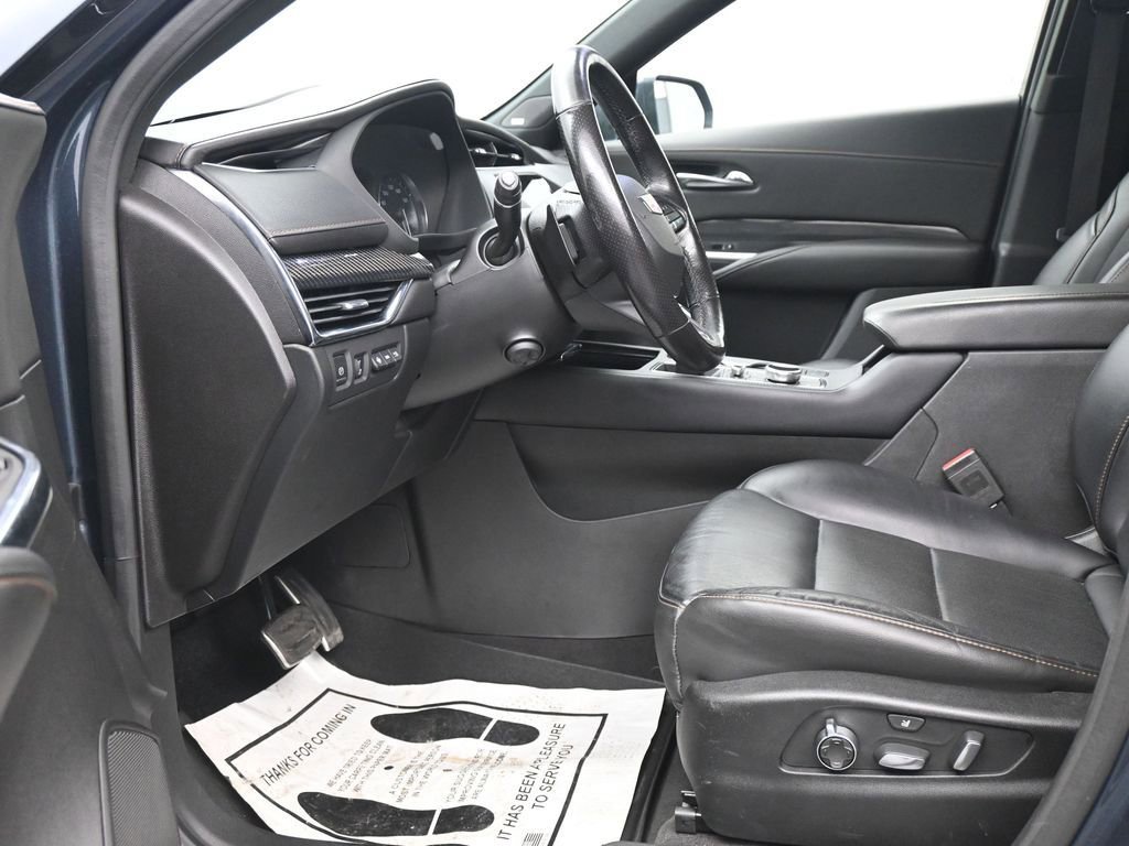 Used 2020 Cadillac XT4 Sport AWD/4WD image 13