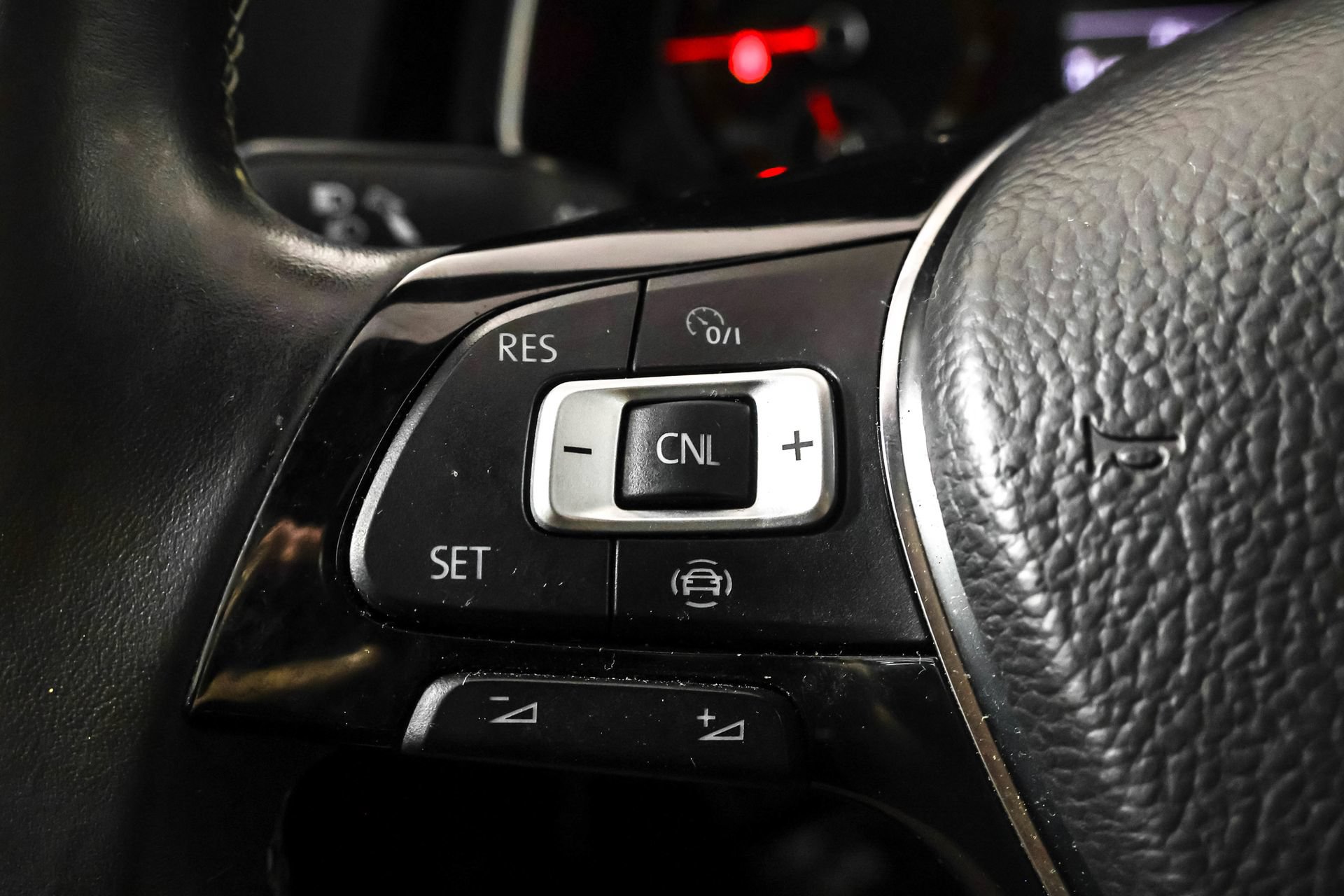 Used 2019 Volkswagen Jetta R-Line w/ R-Line Cold Weather Package FWD image 26