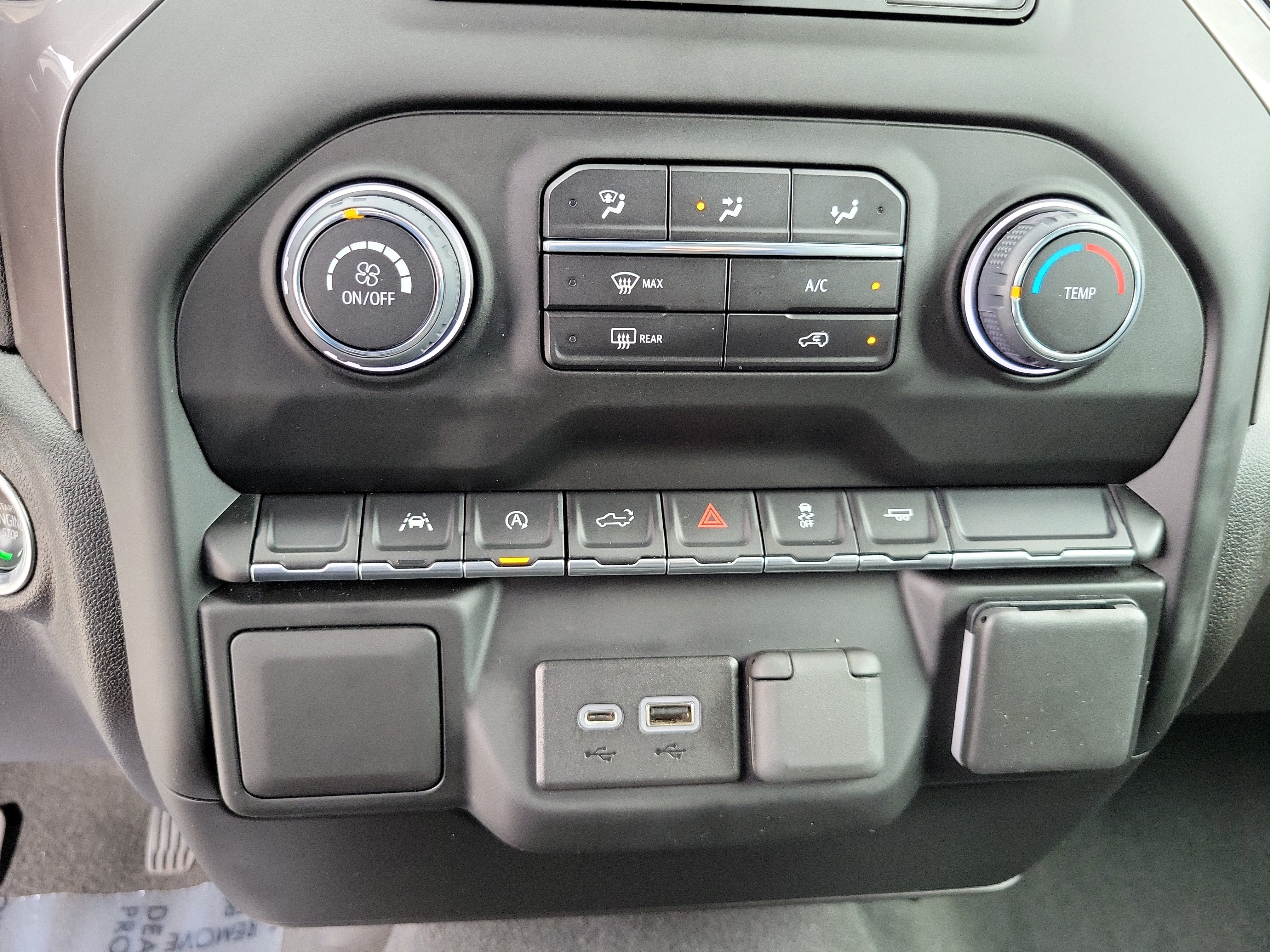 Used 2022 Chevrolet Silverado 1500 Custom RWD image 23