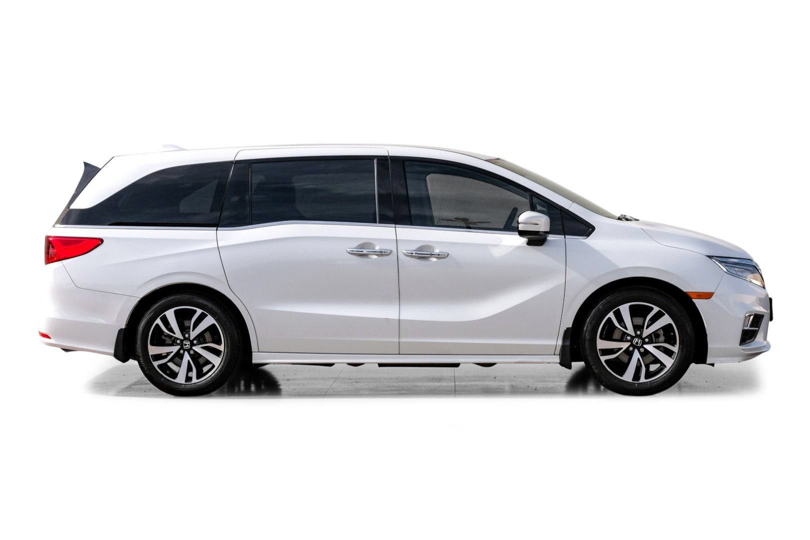 Used 2020 Honda Odyssey Elite image 6