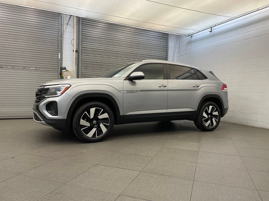 Used 2024 Volkswagen Atlas Cross Sport SE FWD image 6