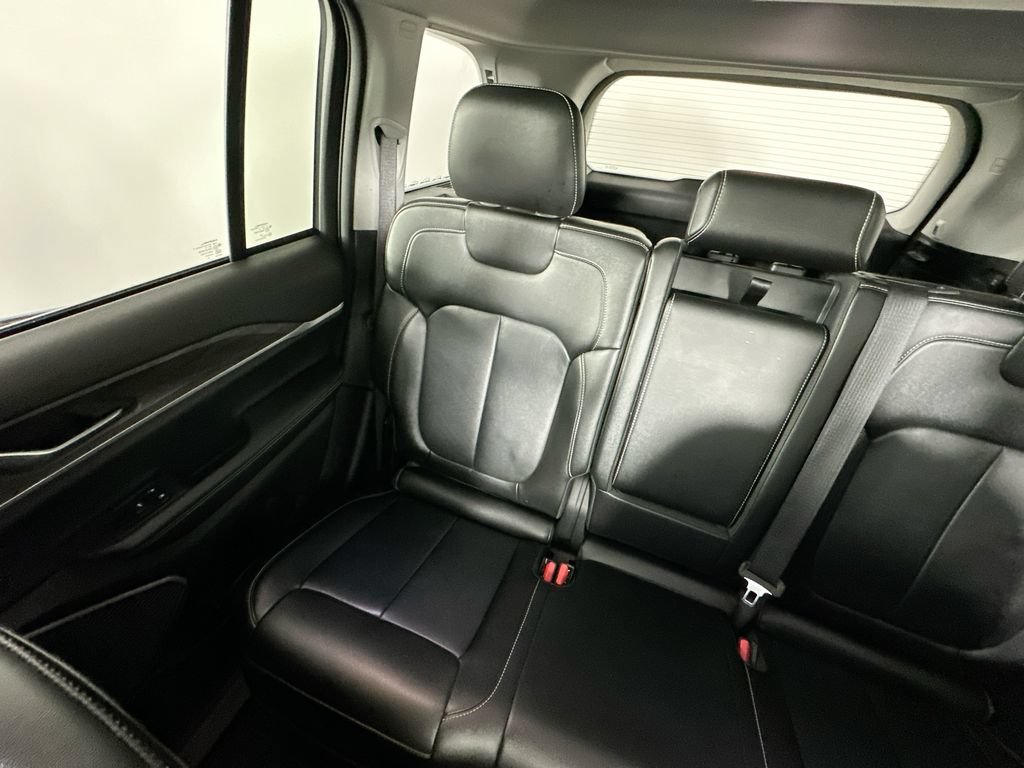 Used 2022 Jeep Grand Cherokee Limited 4xe AWD/4WD image 12