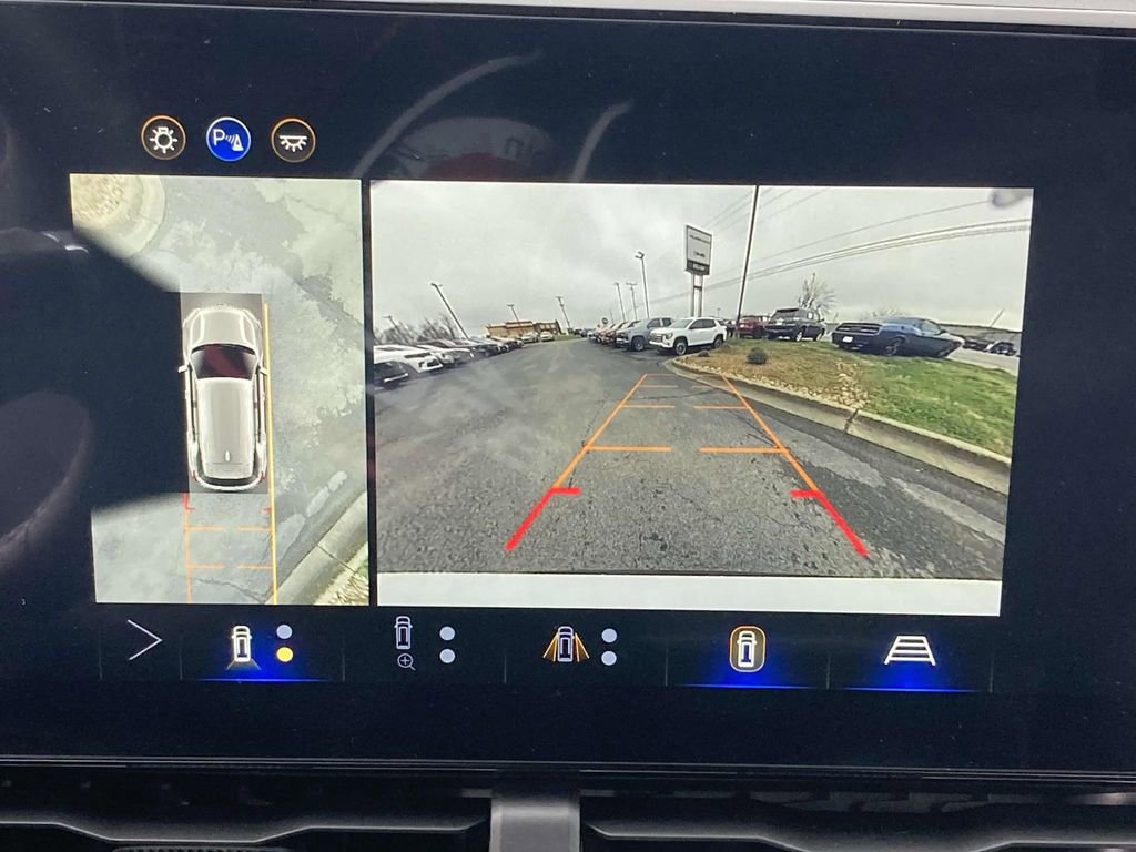 New 2026 Chevrolet Equinox LT image 18