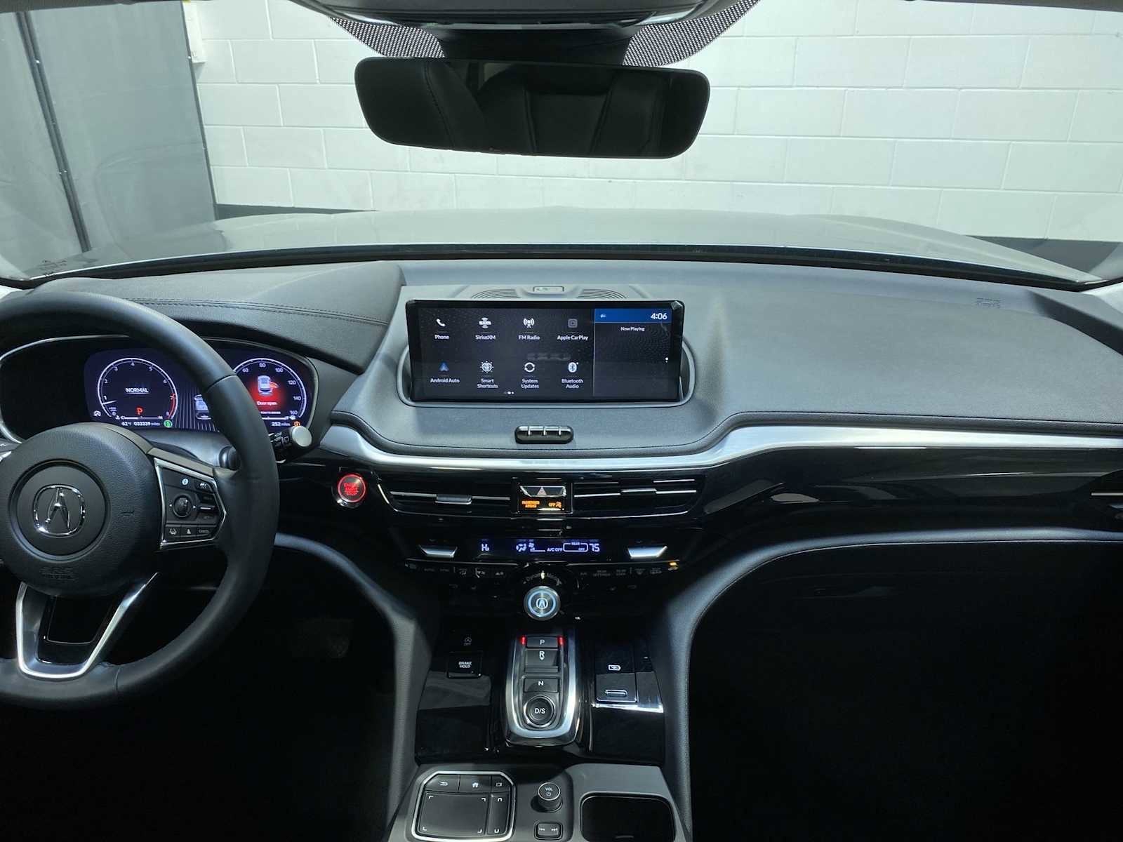 Used 2024 Acura MDX SH-AWD image 9