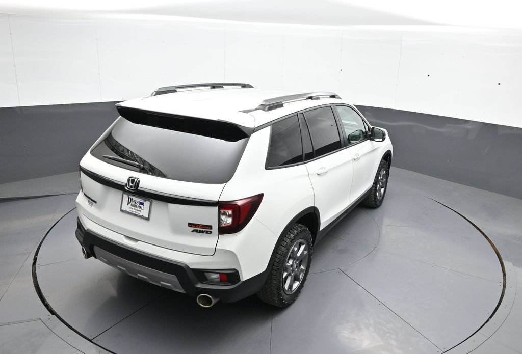 Certified 2024 Honda Passport TrailSport image 39