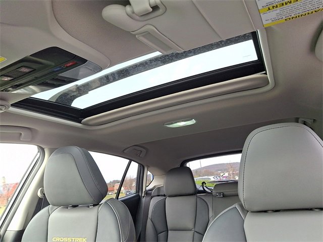 Used 2021 Subaru Crosstrek 2.5i Sport w/ Moonroof Package image 14