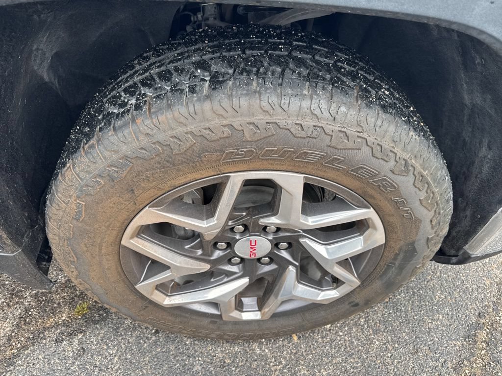 Used 2024 GMC Sierra 1500 SLT AWD/4WD image 38