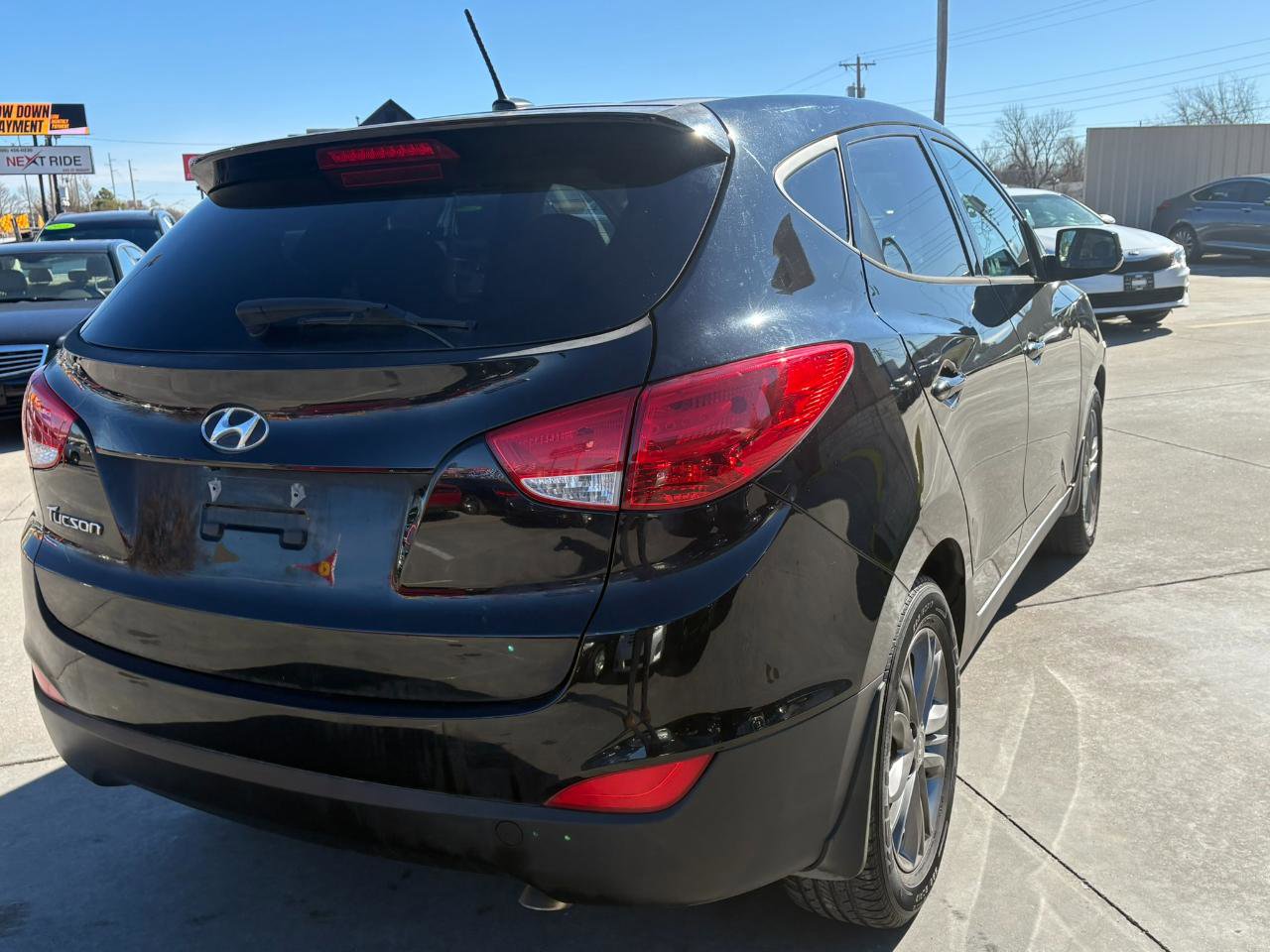 Used 2015 Hyundai Tucson GLS w/ Option Group 02 FWD image 3