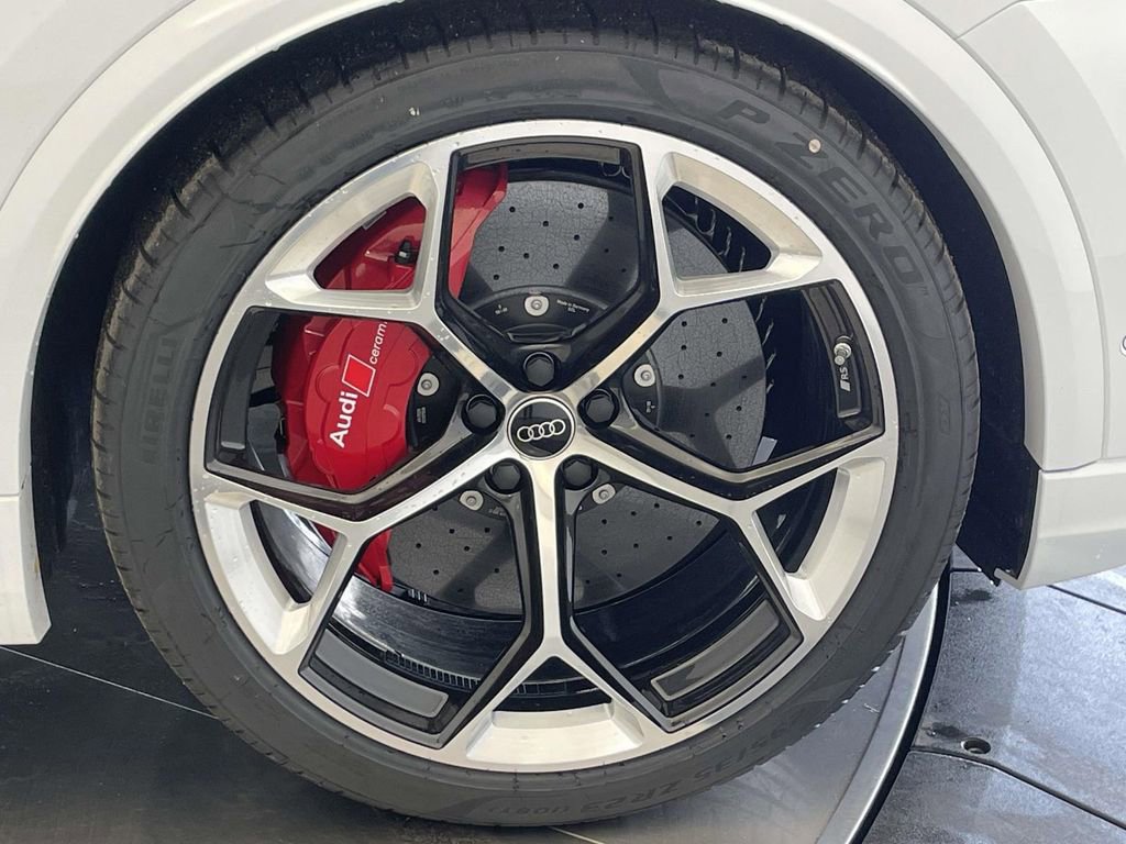 New 2026 Audi RS Q8 performance image 14