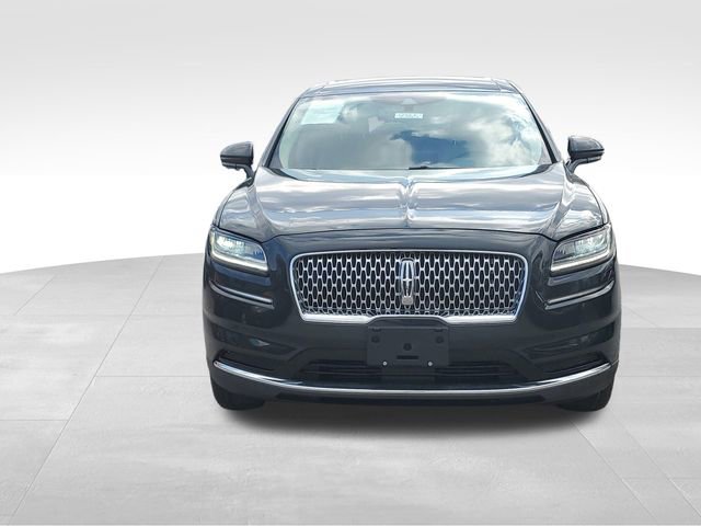 Used 2022 Lincoln Nautilus FWD image 2