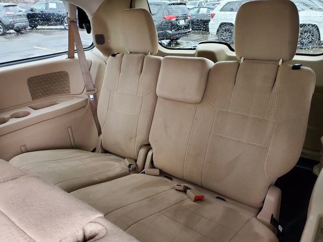 Used 2013 Dodge Grand Caravan SE image 22