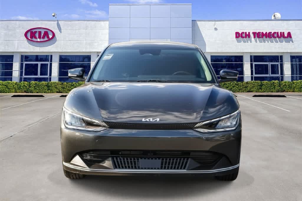 Certified 2024 Kia EV6 Light RWD image 2