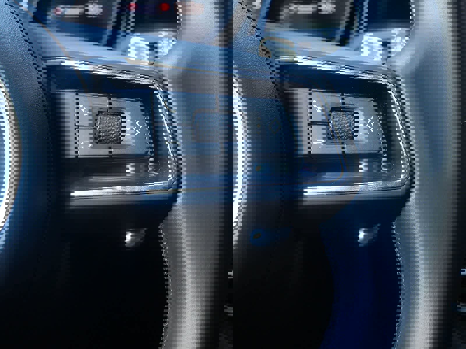 Certified 2023 Porsche Macan image 20