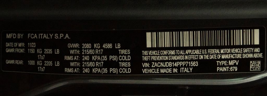 Used 2023 Jeep Renegade Latitude AWD/4WD image 33