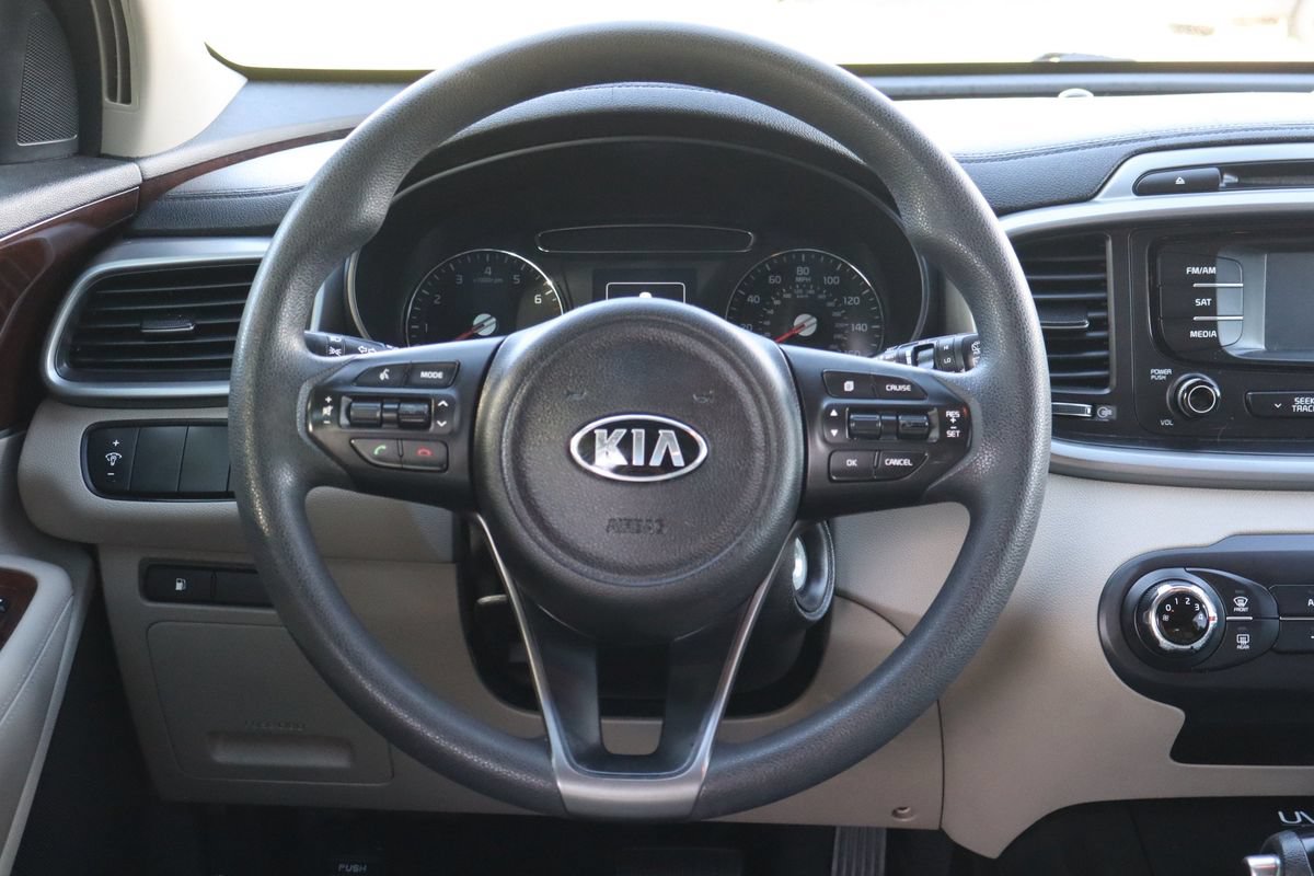 Used 2016 Kia Sorento LX AWD/4WD image 18
