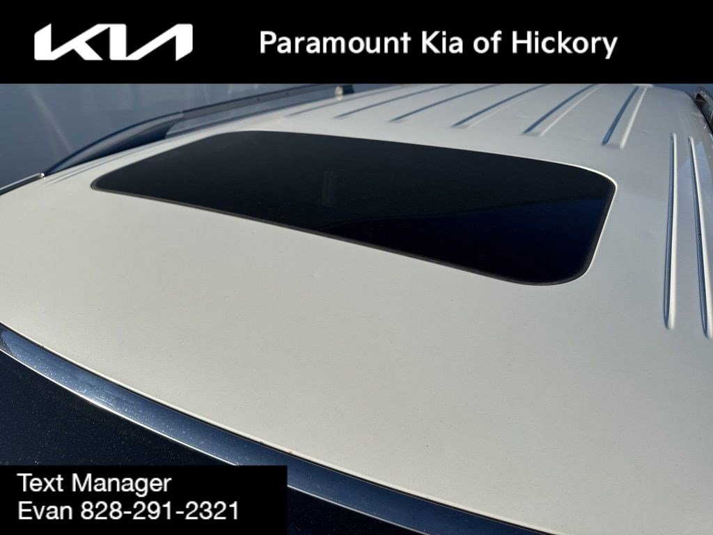 Used 2023 Nissan Armada SL image 39