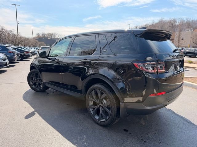 Used 2023 Land Rover Discovery Sport SE image 7