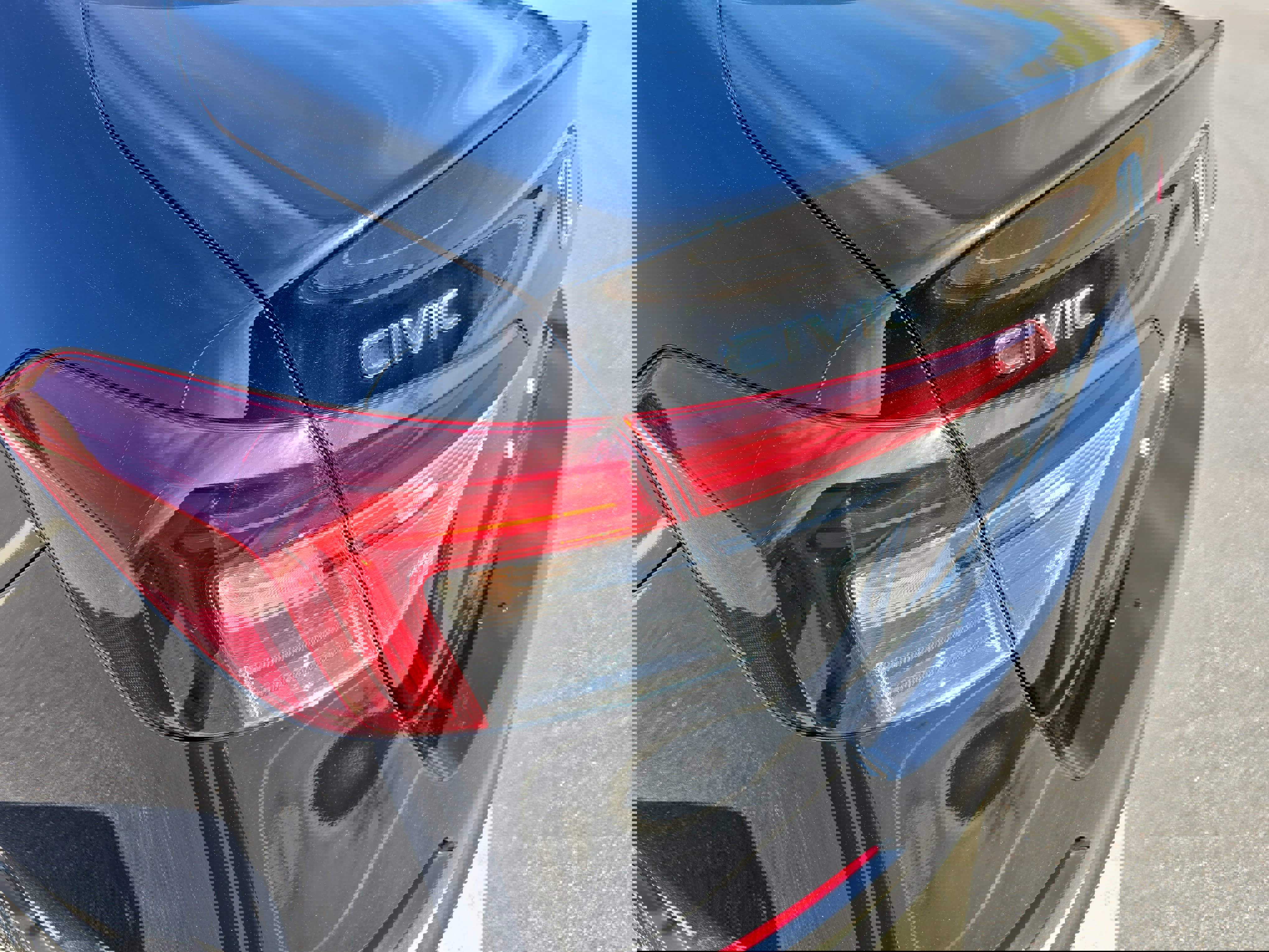 Used 2025 Honda Civic Sport image 35