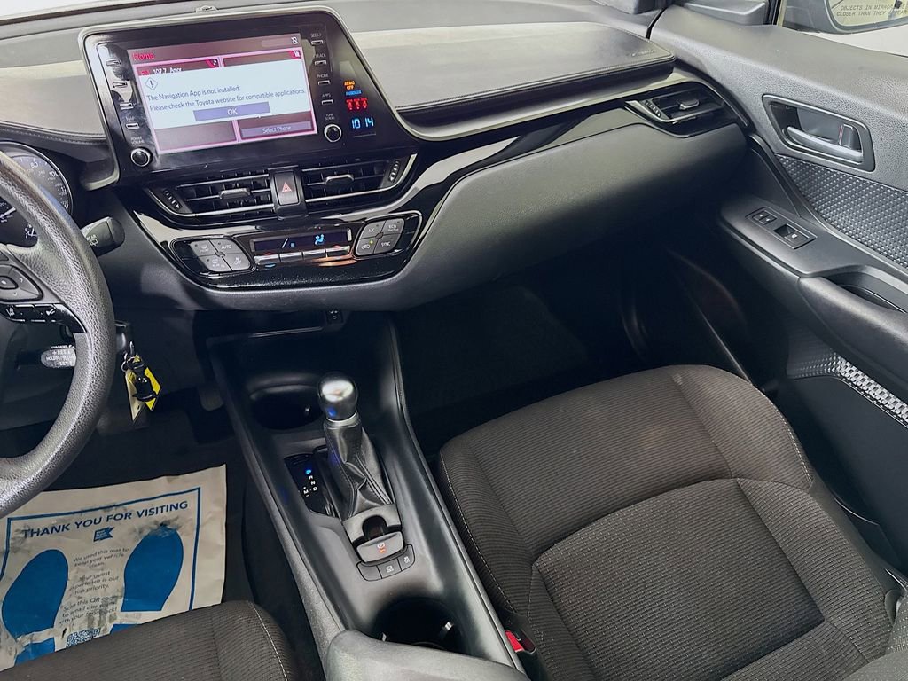 Used 2019 Toyota C-HR LE FWD image 28