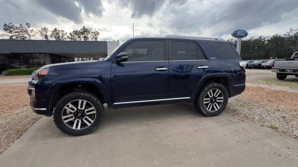 Used 2014 Toyota 4Runner Limited AWD/4WD image 3