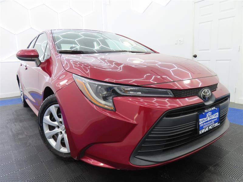 Used 2023 Toyota Corolla LE FWD image 2