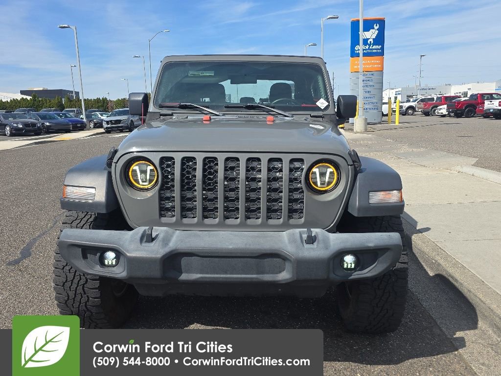 Used 2020 Jeep Gladiator Sport w/ Trailer Tow Package AWD/4WD image 3