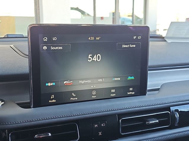 Used 2020 Lincoln Aviator Reserve w/ Equipment Group 201A image 11