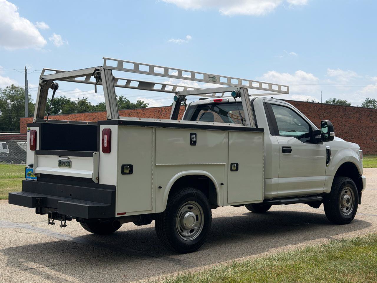 Used 2022 Ford F250 XL w/ Power Equipment Group AWD/4WD image 6
