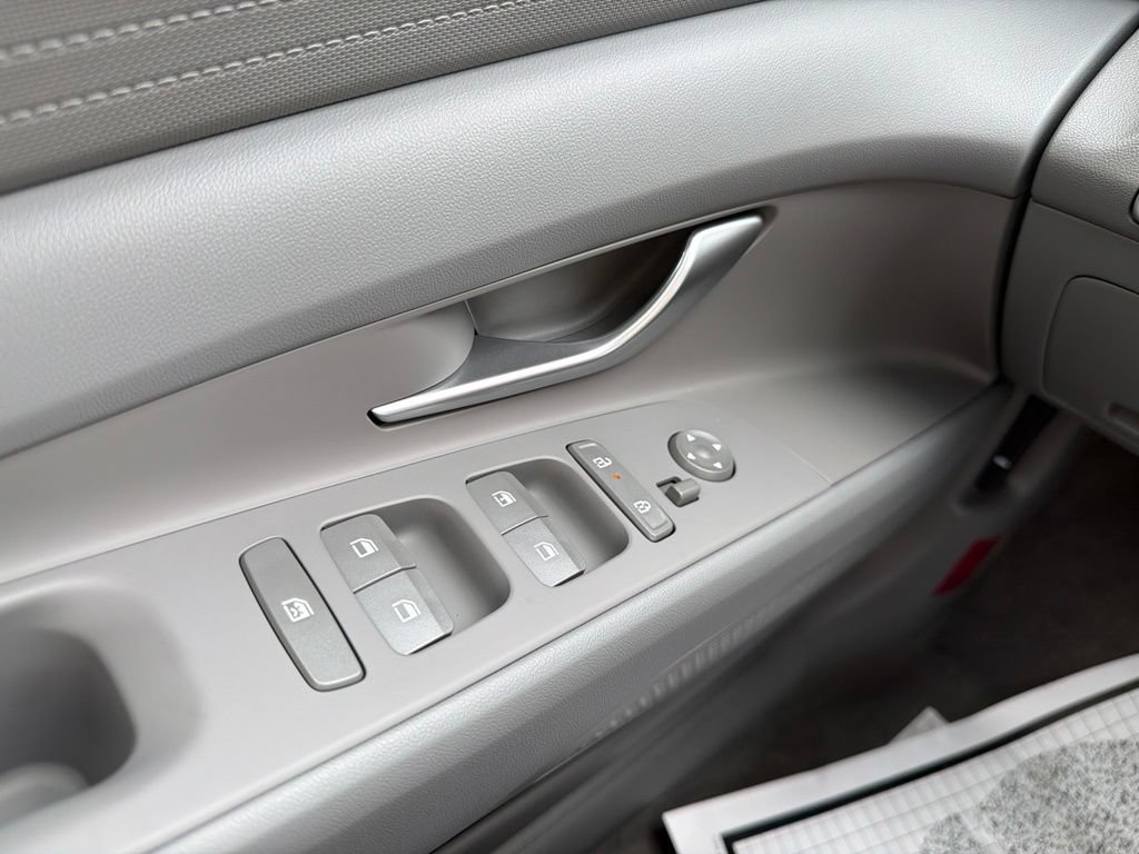 New 2026 Hyundai Elantra SE FWD image 27