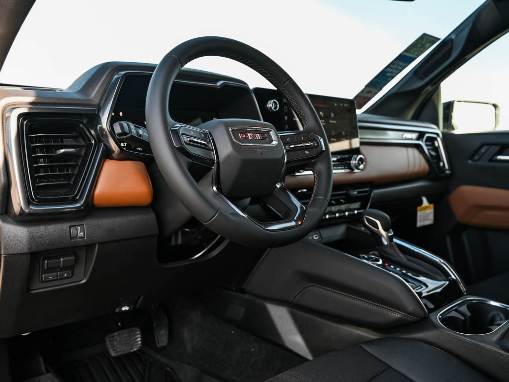 New 2026 GMC Canyon AT4 w/ Nightfall Essentials Package AWD/4WD image 17
