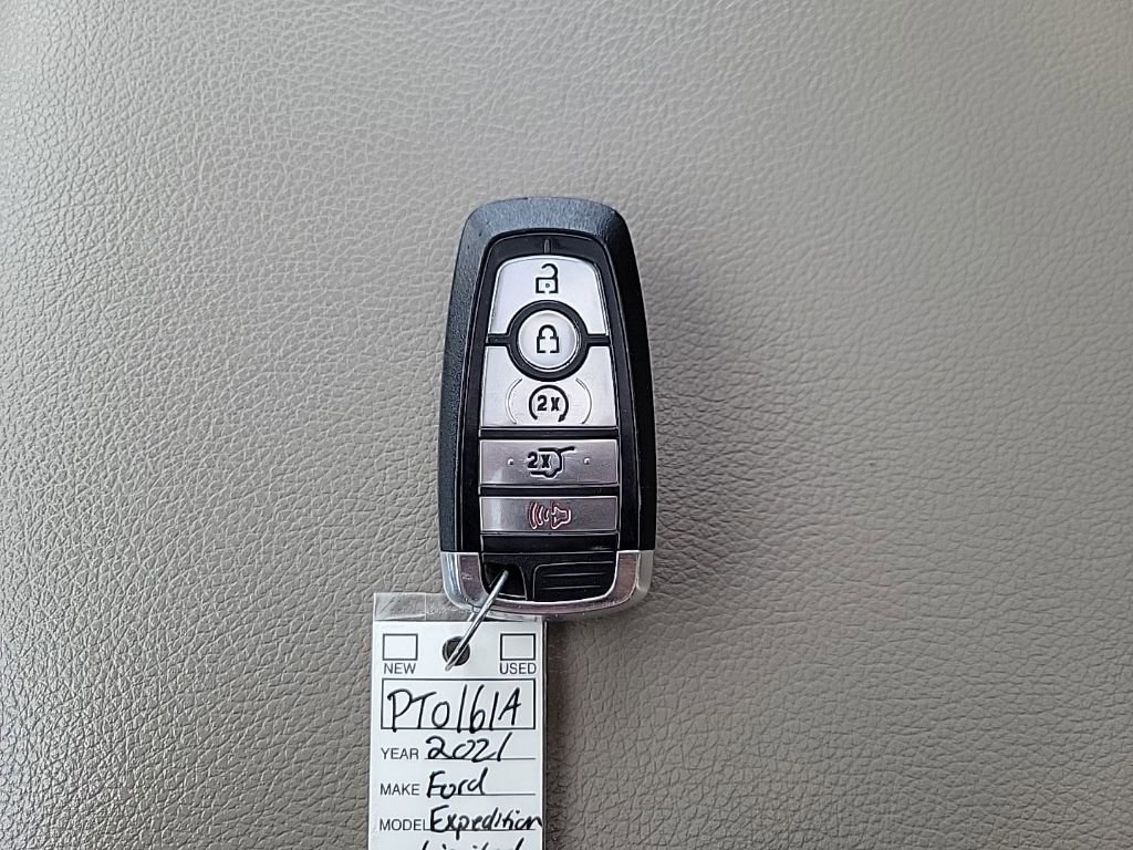 Used 2021 Ford Expedition Max Limited image 28