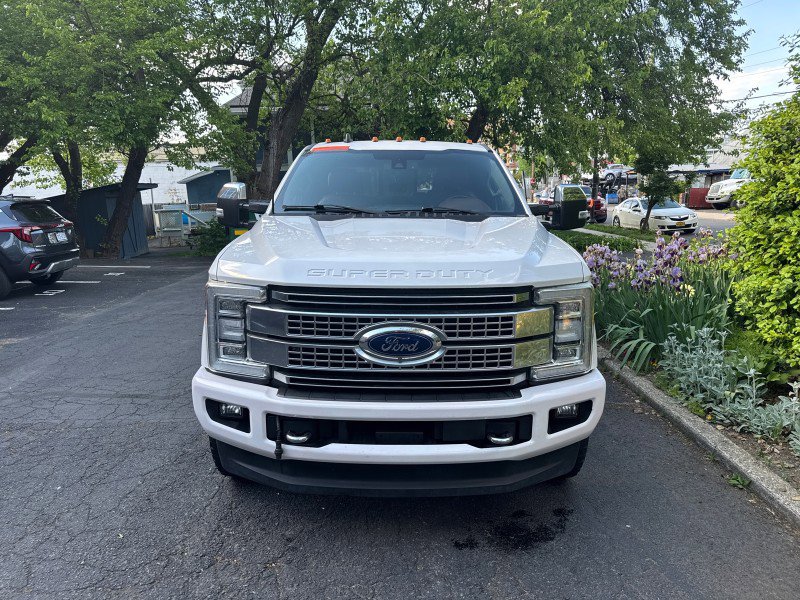 Used 2019 Ford F250 Platinum w/ Platinum Ultimate Package AWD/4WD image 9