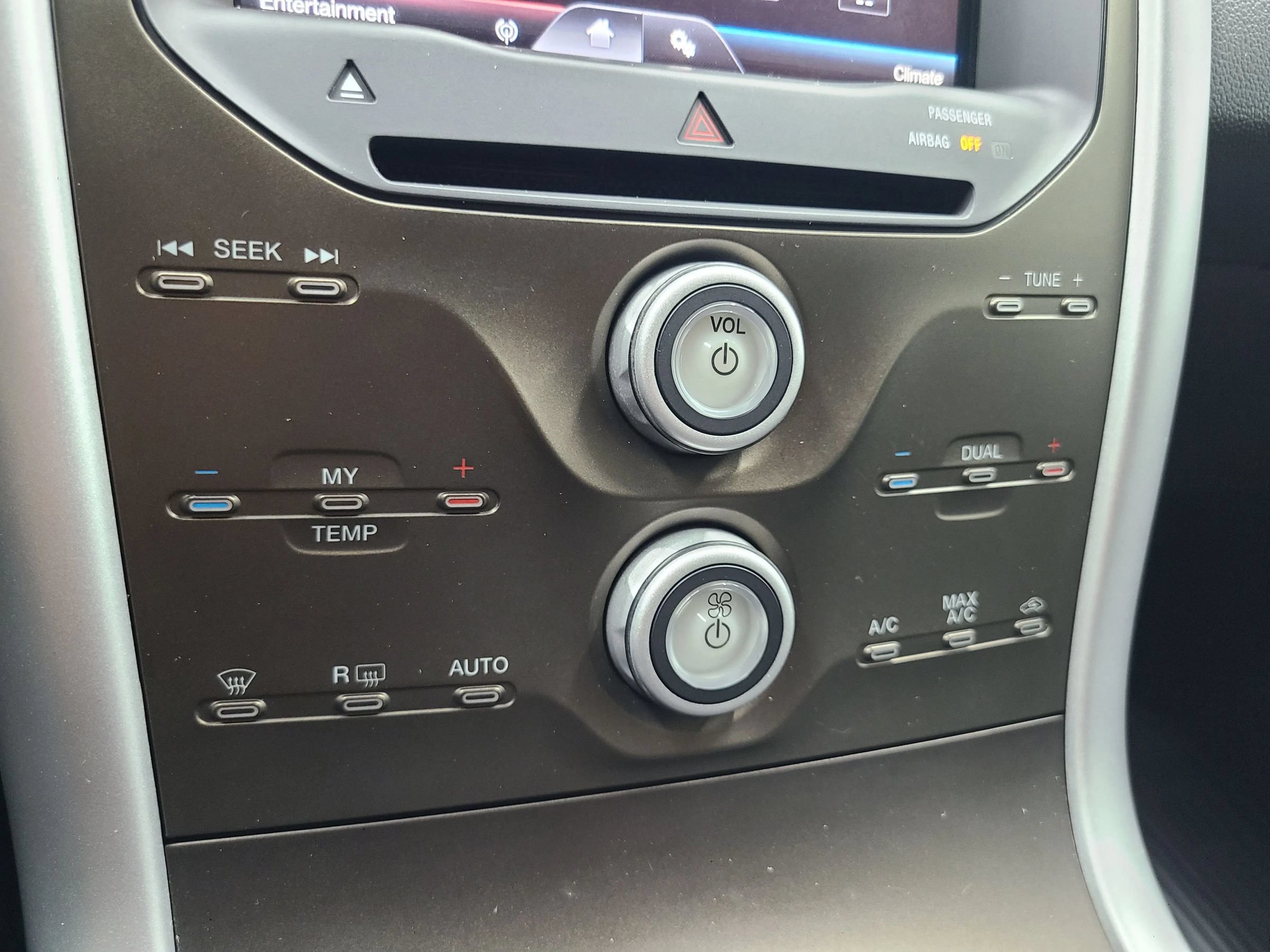 Used 2011 Ford Edge SEL w/ 202A Rapid Spec Order Code FWD image 33