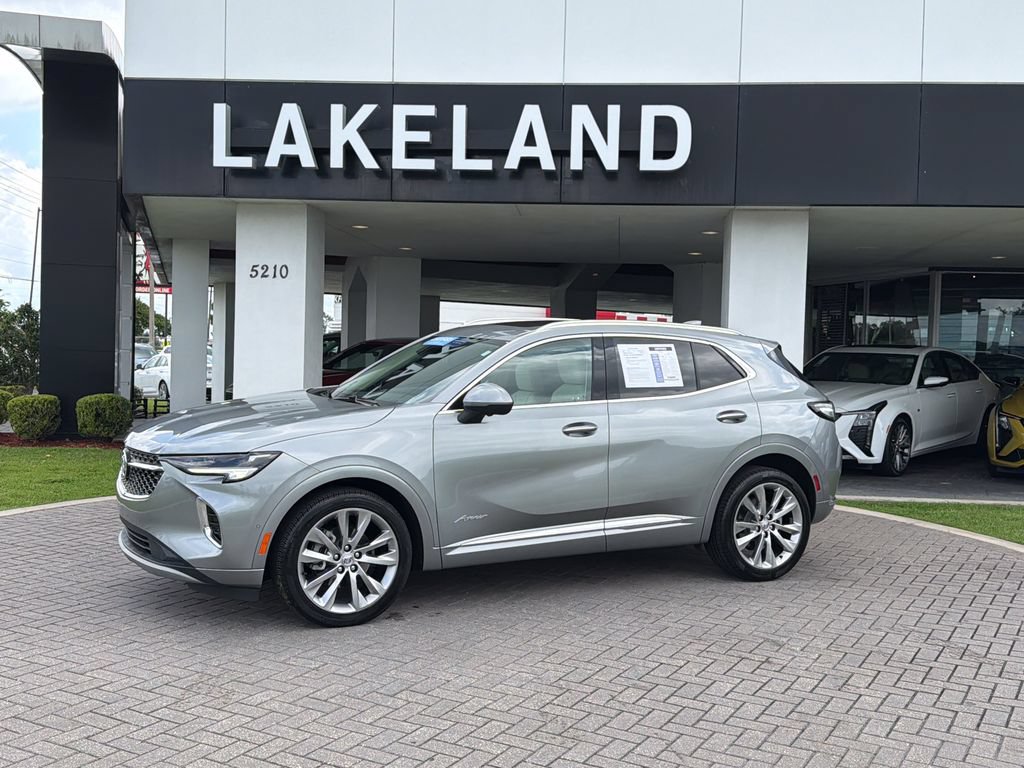 Used 2023 Buick Envision Avenir FWD image 2