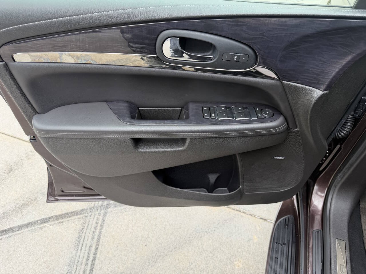 Used 2016 Buick Enclave Leather FWD image 27