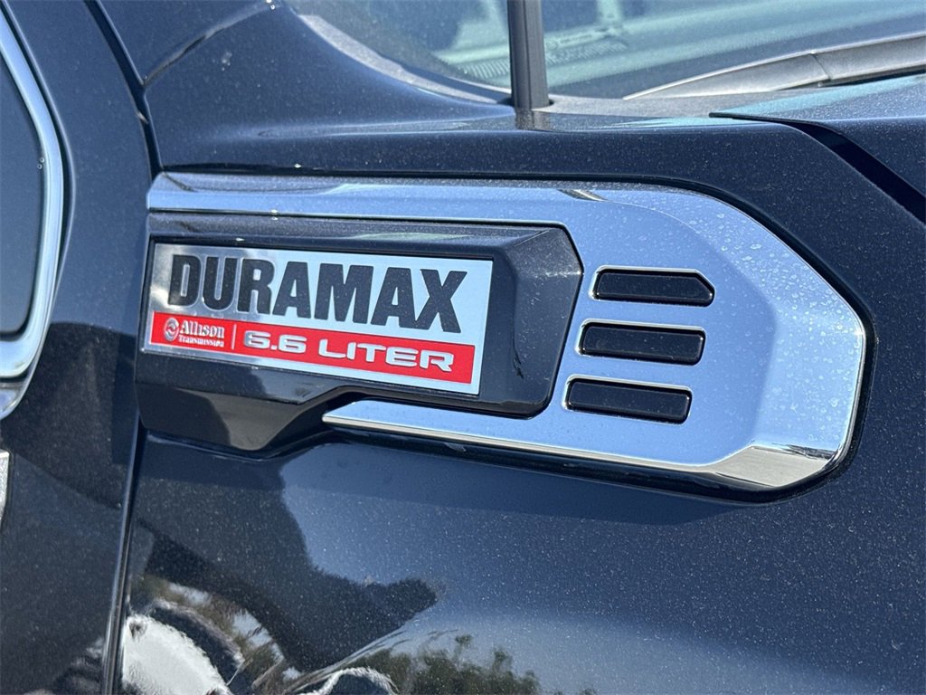 New 2025 GMC Sierra 2500 Denali w/ Denali Reserve Package image 9