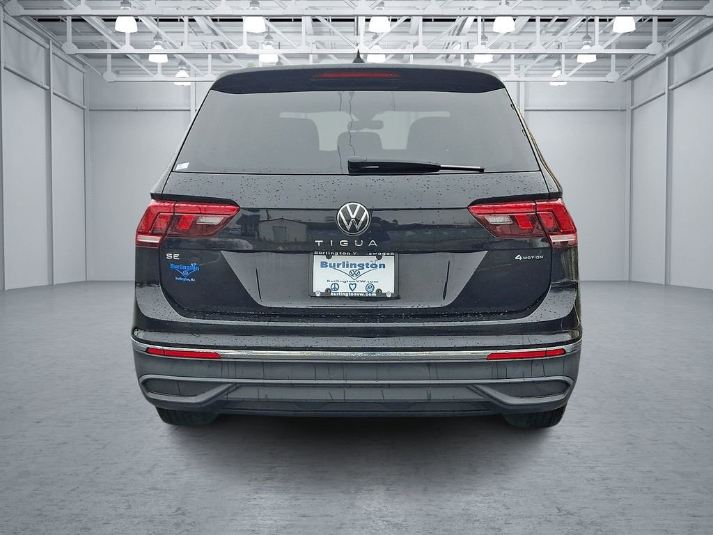 Certified 2022 Volkswagen Tiguan SE w/ Panoramic Sunroof Package image 5