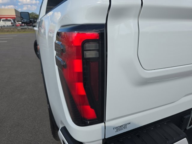 Used 2024 GMC Sierra 2500 AT4 w/ AT4 Preferred Package image 35