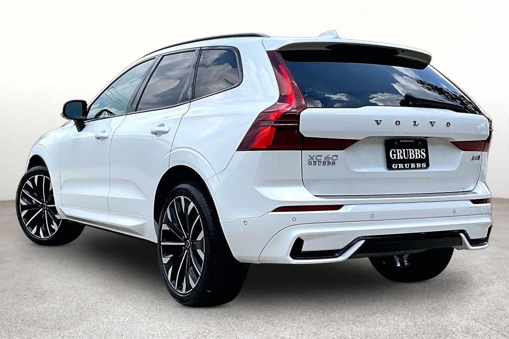 Used 2026 Volvo XC60 B5 Ultra AWD/4WD image 16