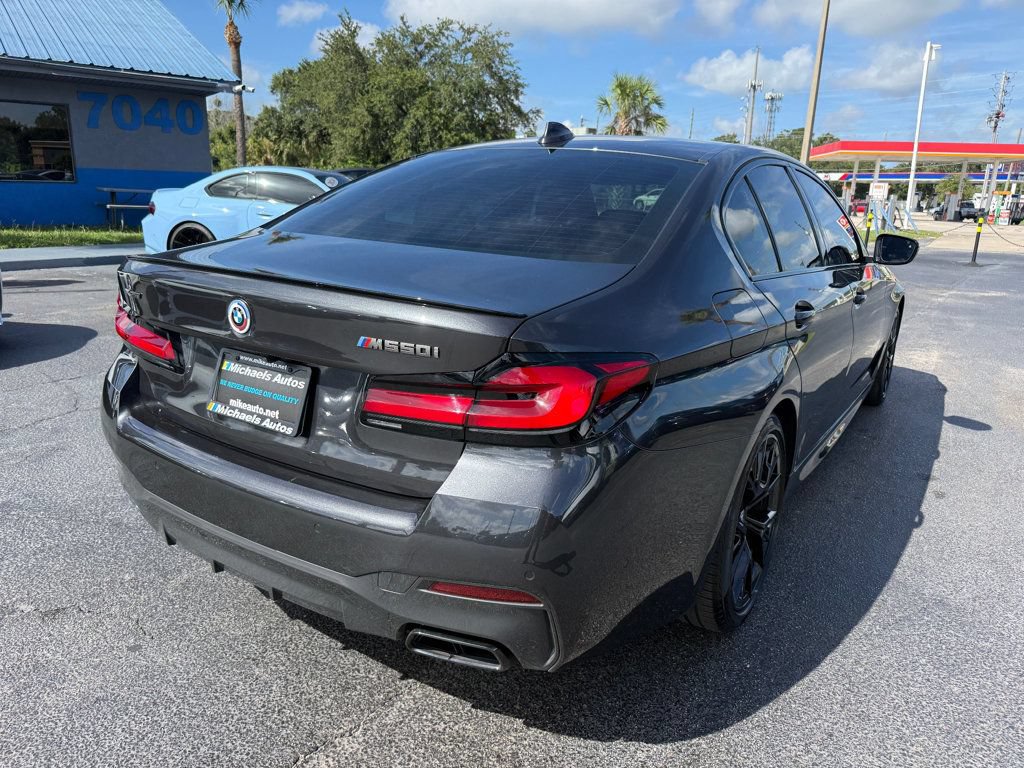 Used 2023 BMW M550i xDrive AWD/4WD image 5