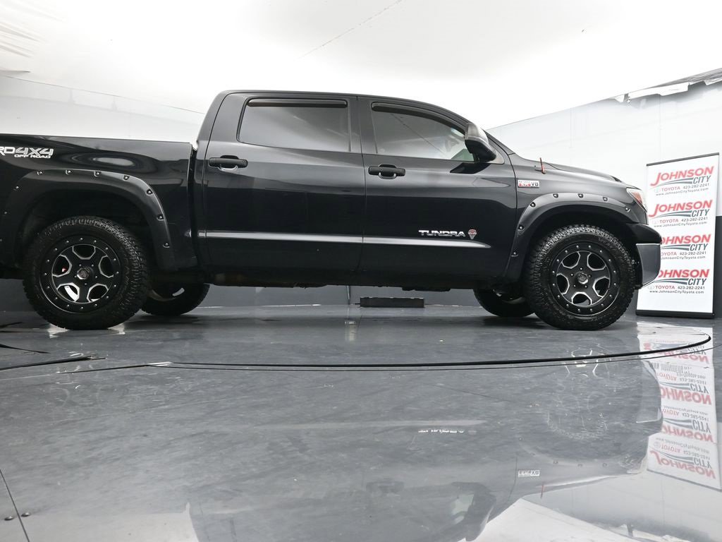 Used 2011 Toyota Tundra 4x4 CrewMax image 42