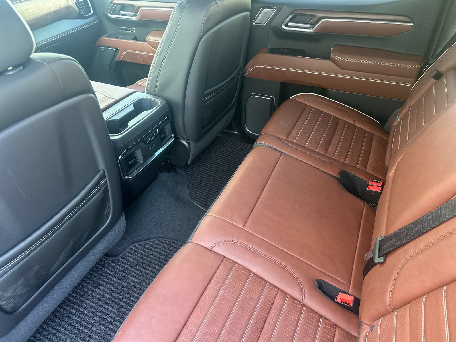 Used 2025 GMC Sierra 1500 Denali Ultimate AWD/4WD image 12