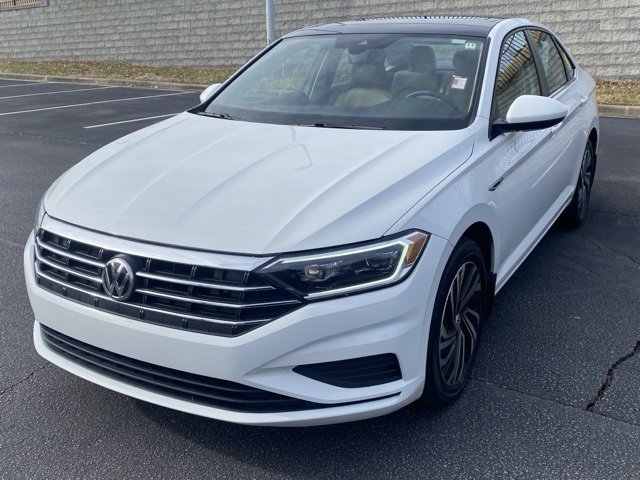 Used 2021 Volkswagen Jetta SEL image 2