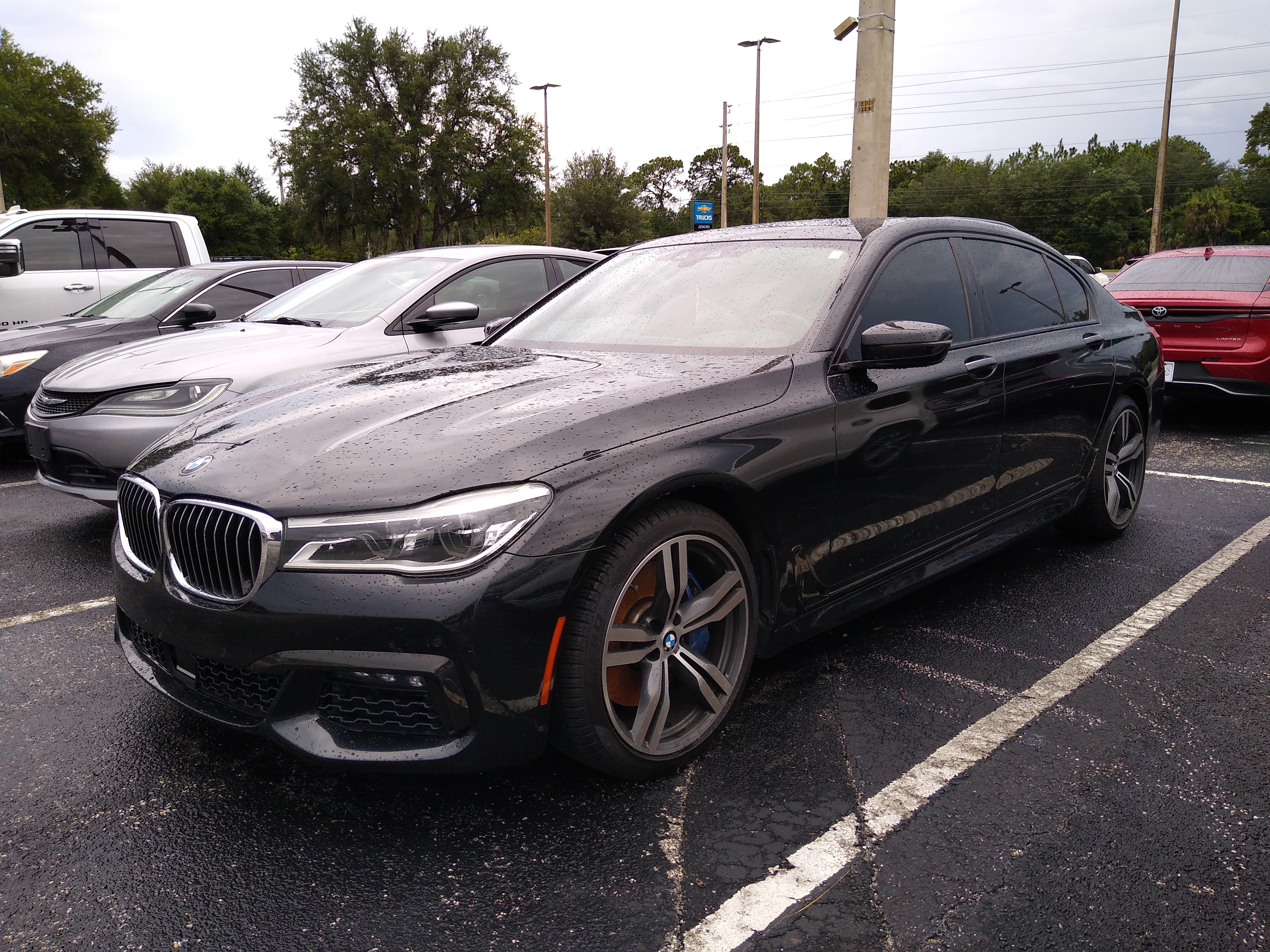 Used 2019 BMW 750i w/ Executive Package RWD image 7