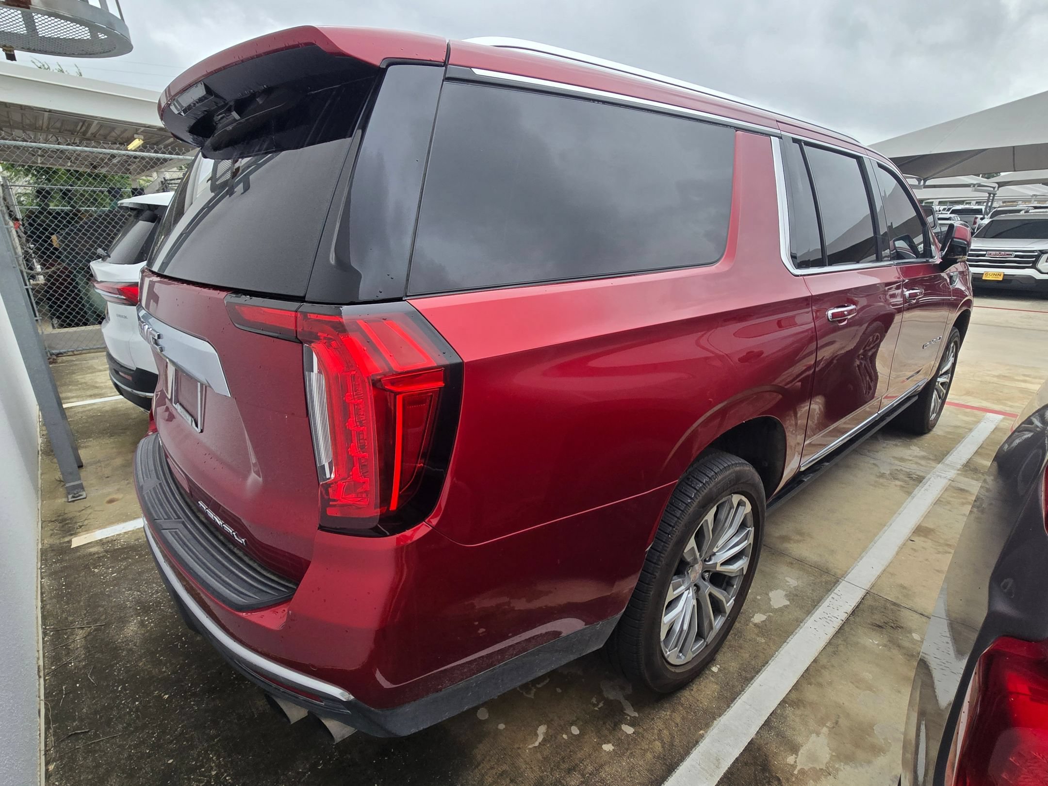 Certified 2023 GMC Yukon XL Denali AWD/4WD image 9