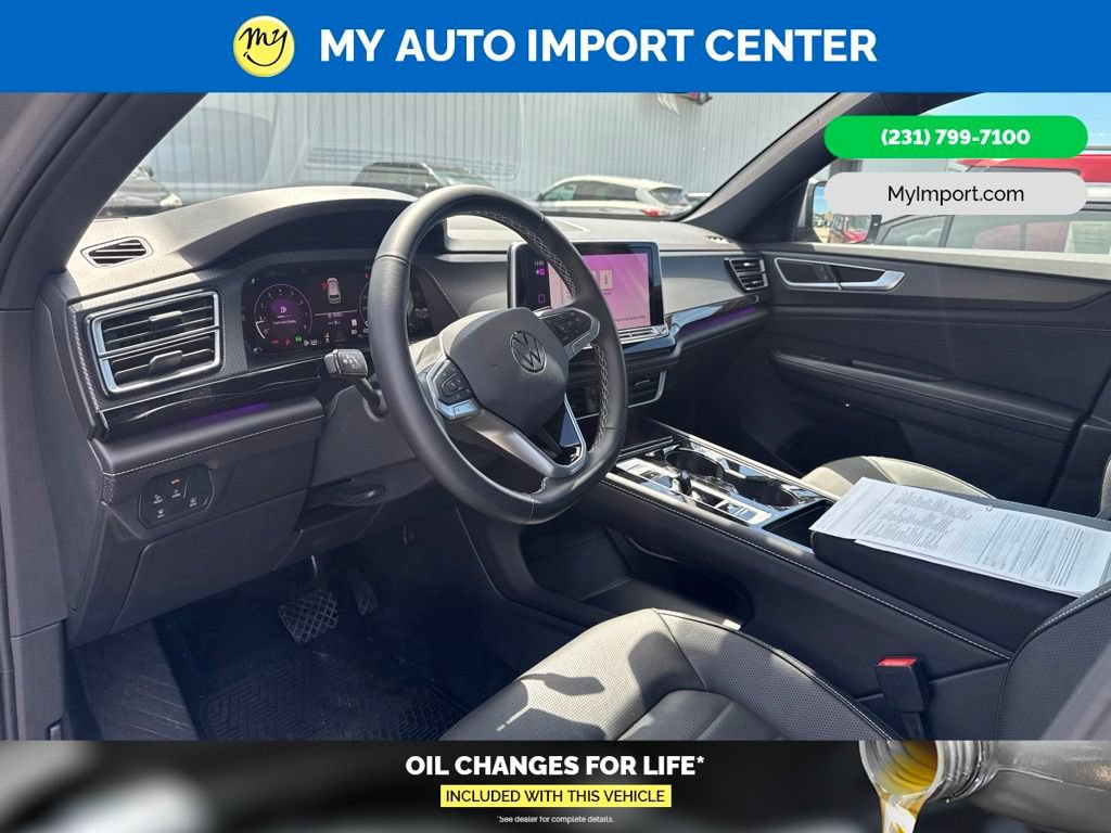 Used 2025 Volkswagen Atlas Cross Sport SEL AWD/4WD image 8