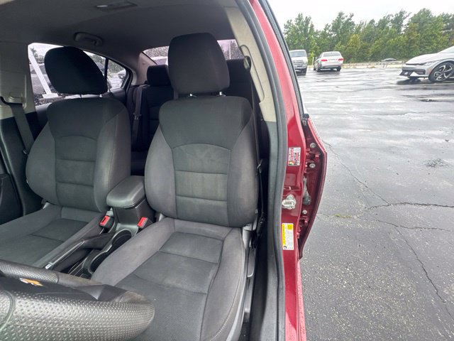 Used 2016 Chevrolet Cruze LT FWD image 9
