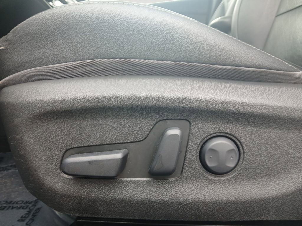 Used 2020 Hyundai Elantra GT w/ Style Package 02 image 16